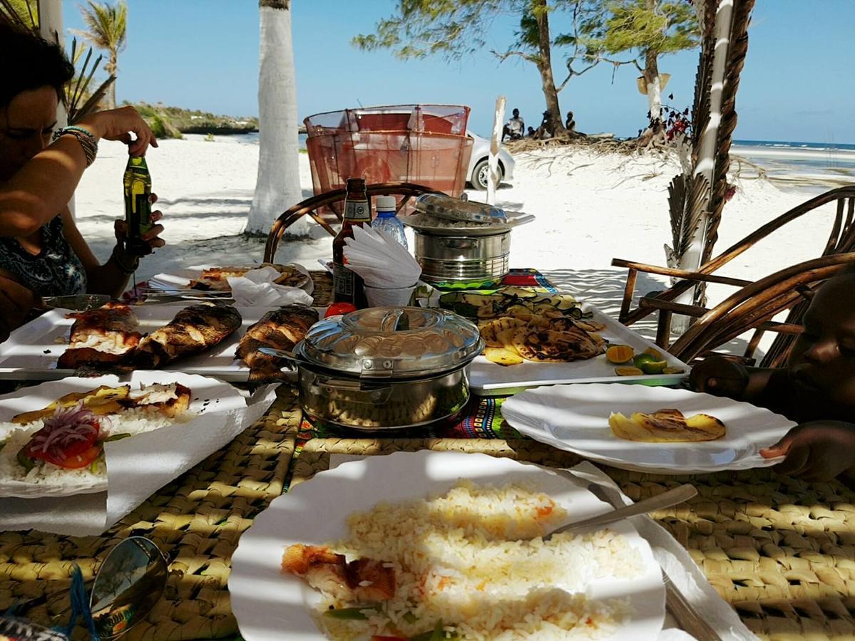 Bed and Breakfast Nyumba Ya Afrika Watamu Exterior foto