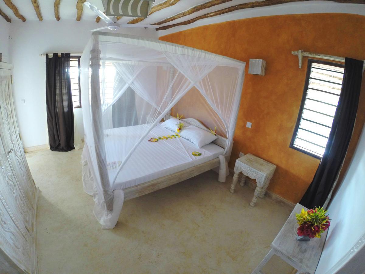 Bed and Breakfast Nyumba Ya Afrika Watamu Exterior foto