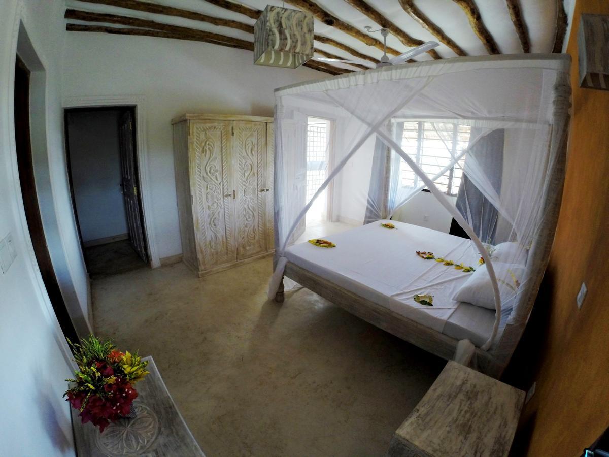 Bed and Breakfast Nyumba Ya Afrika Watamu Exterior foto