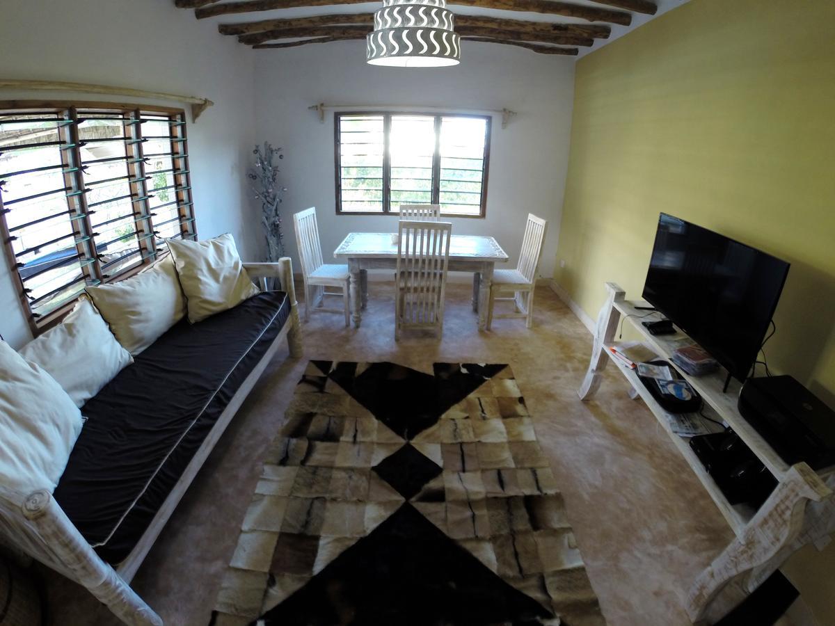 Bed and Breakfast Nyumba Ya Afrika Watamu Exterior foto