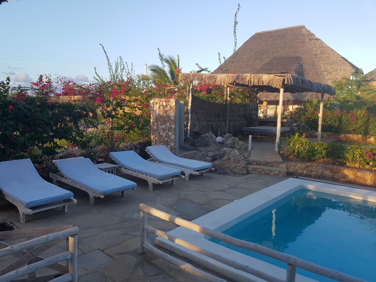 Bed and Breakfast Nyumba Ya Afrika Watamu Exterior foto