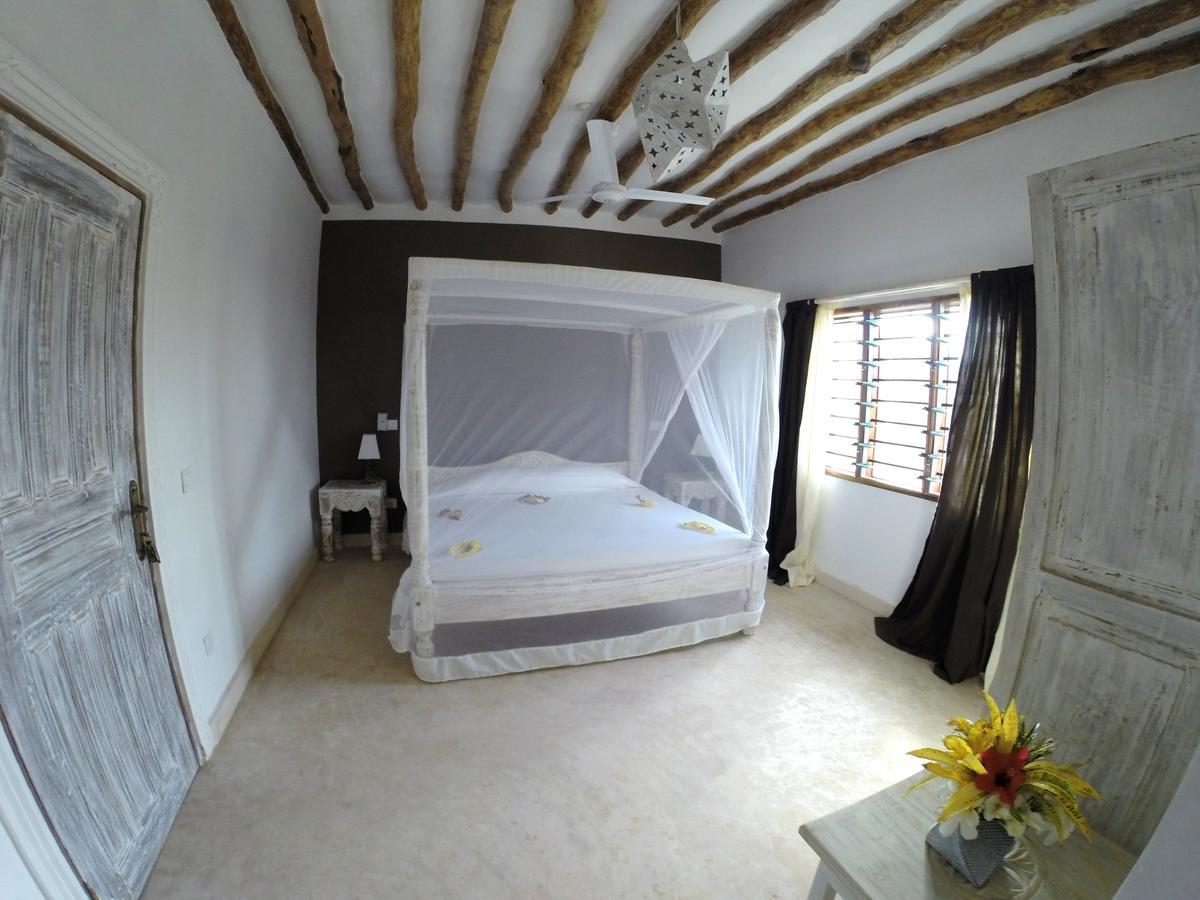 Bed and Breakfast Nyumba Ya Afrika Watamu Exterior foto